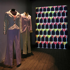 Antik, Berlin, 2005, instalation shots, all Untitled, 2005, video projection  (10sec, looped), colored clothes, 2005